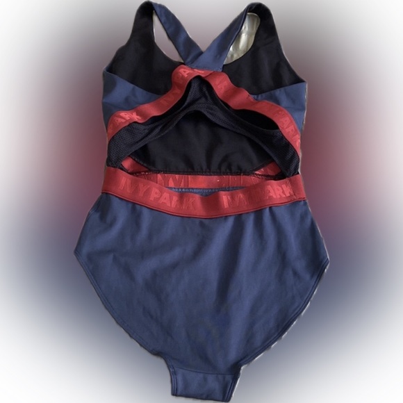 🎉 HP 🎉 IVY PARK BY BEYONCÉ COLORBLOCK ONE PC SWIMSUIT OR BODYSUIT SZ MED - Picture 9 of 13